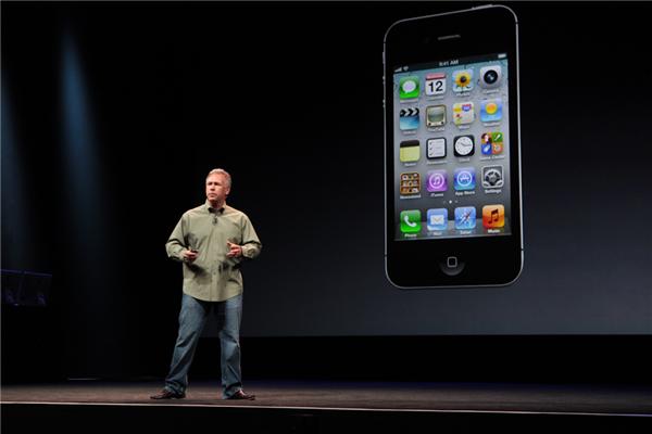 Sale sul palco Phil, sarà lui a parlare del nuovo iPhone 5
